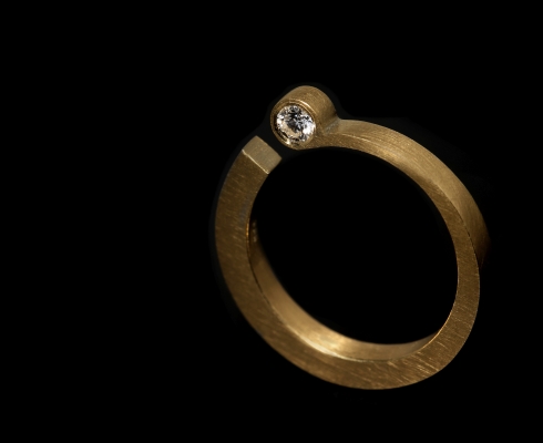  - Ring aus 585/000 Gelbgold mit Brillant 0,10 ct