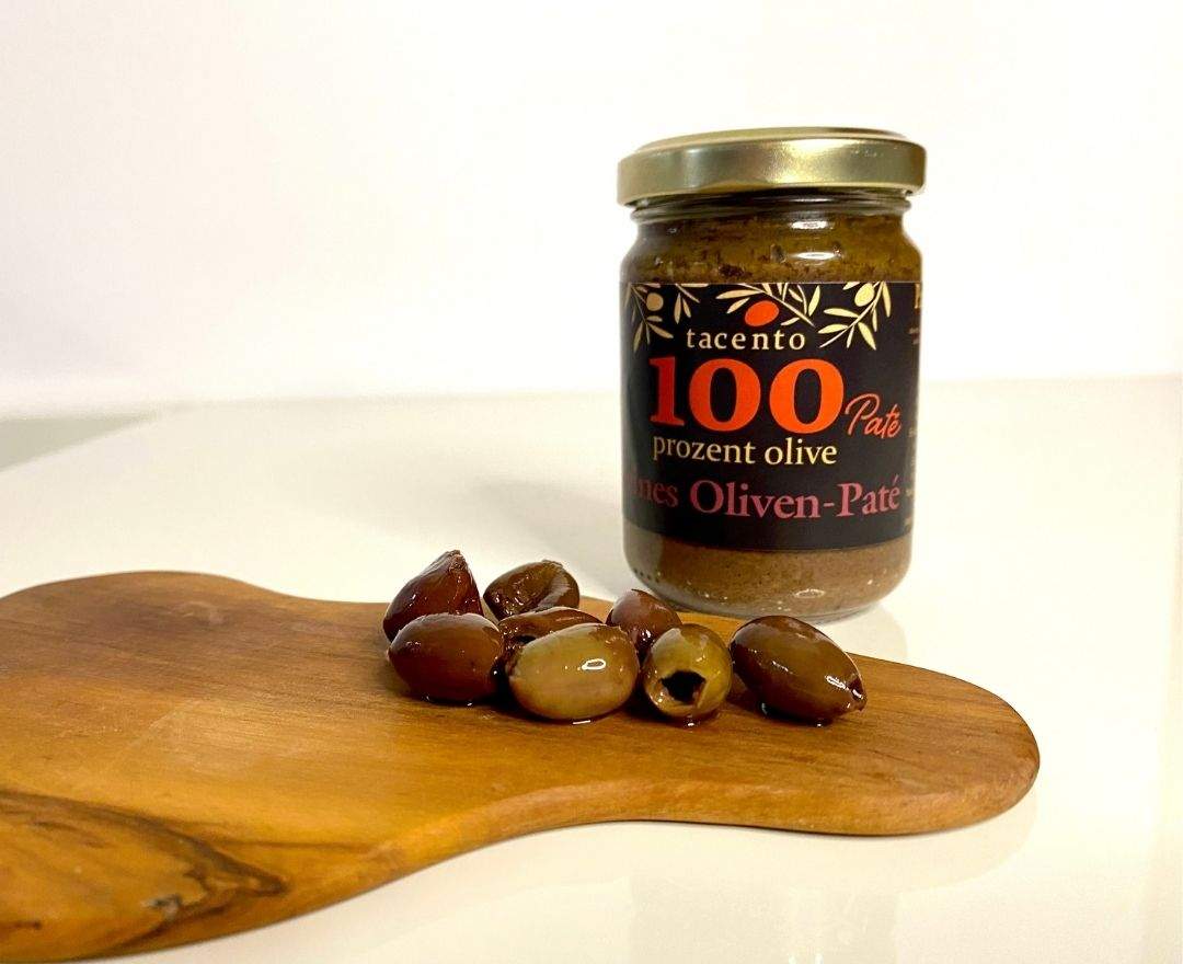 tacento100 Paté nero di oliva