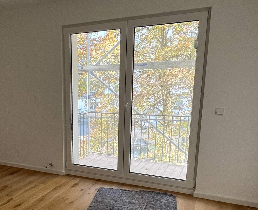 MATCHINGHOMES Immobilien Kapitalanlage oder Eigennutzung: Vollständig renovierte 2-Zimmer-Wohnung am Barbarossaplatz Köln