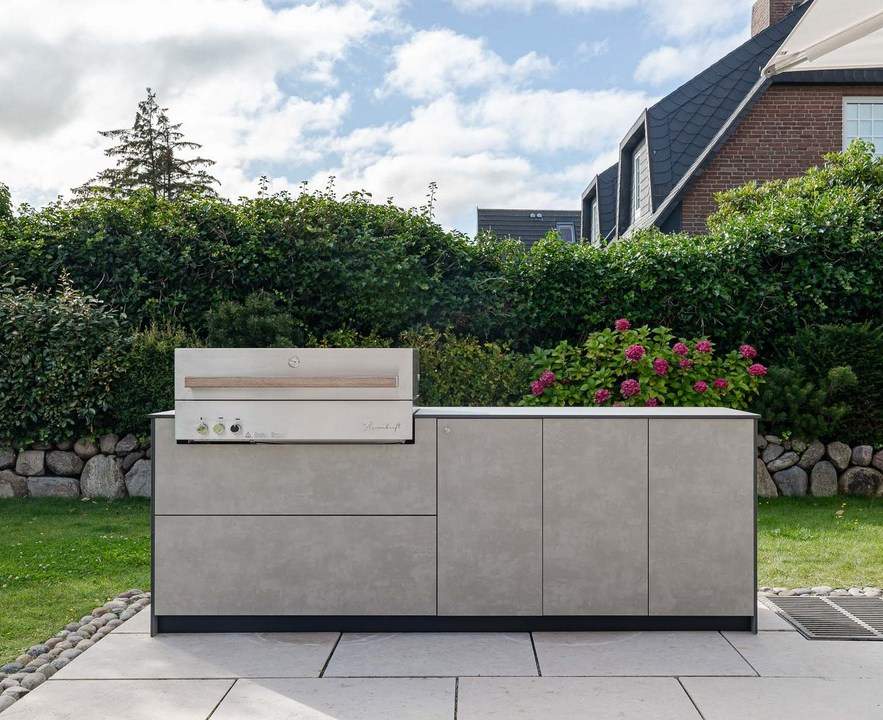 OUT4KITCHEN - Outdoorküche mit Flammkraft Premium Gasgrill