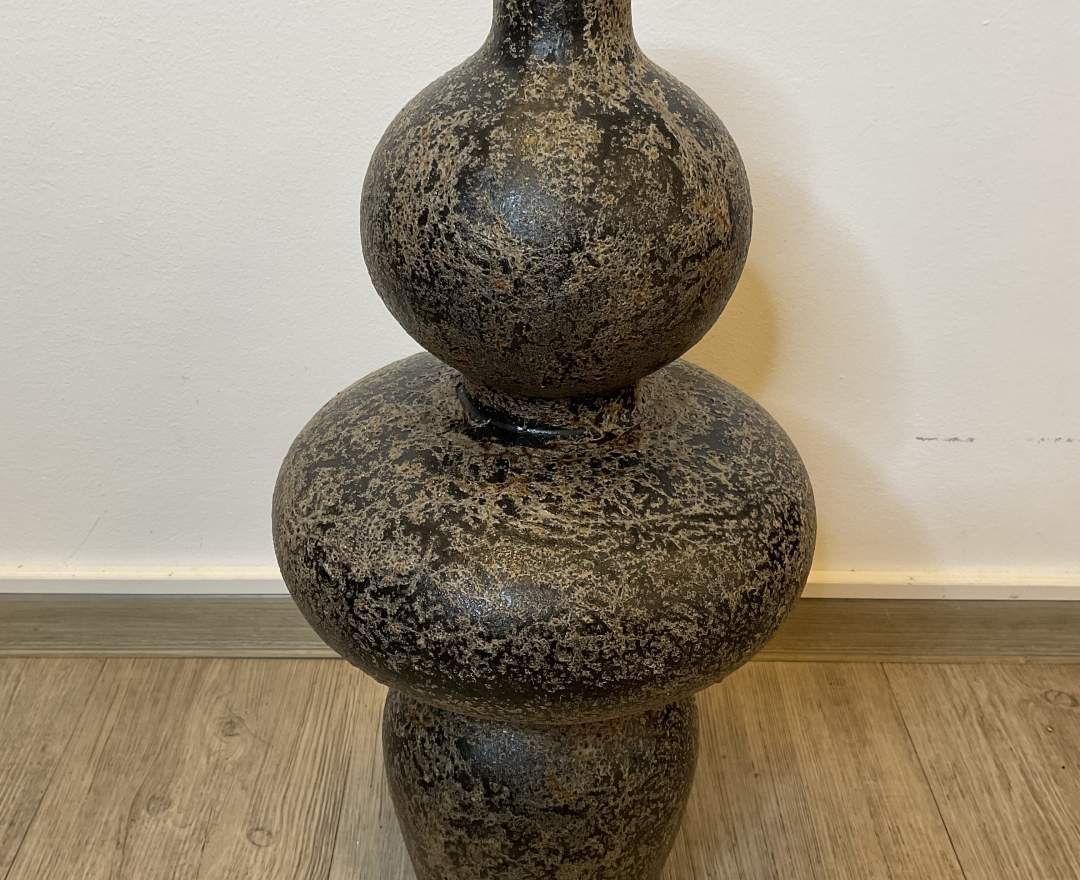 Jelle Quint Keramiek - Vase aus Steinmehl